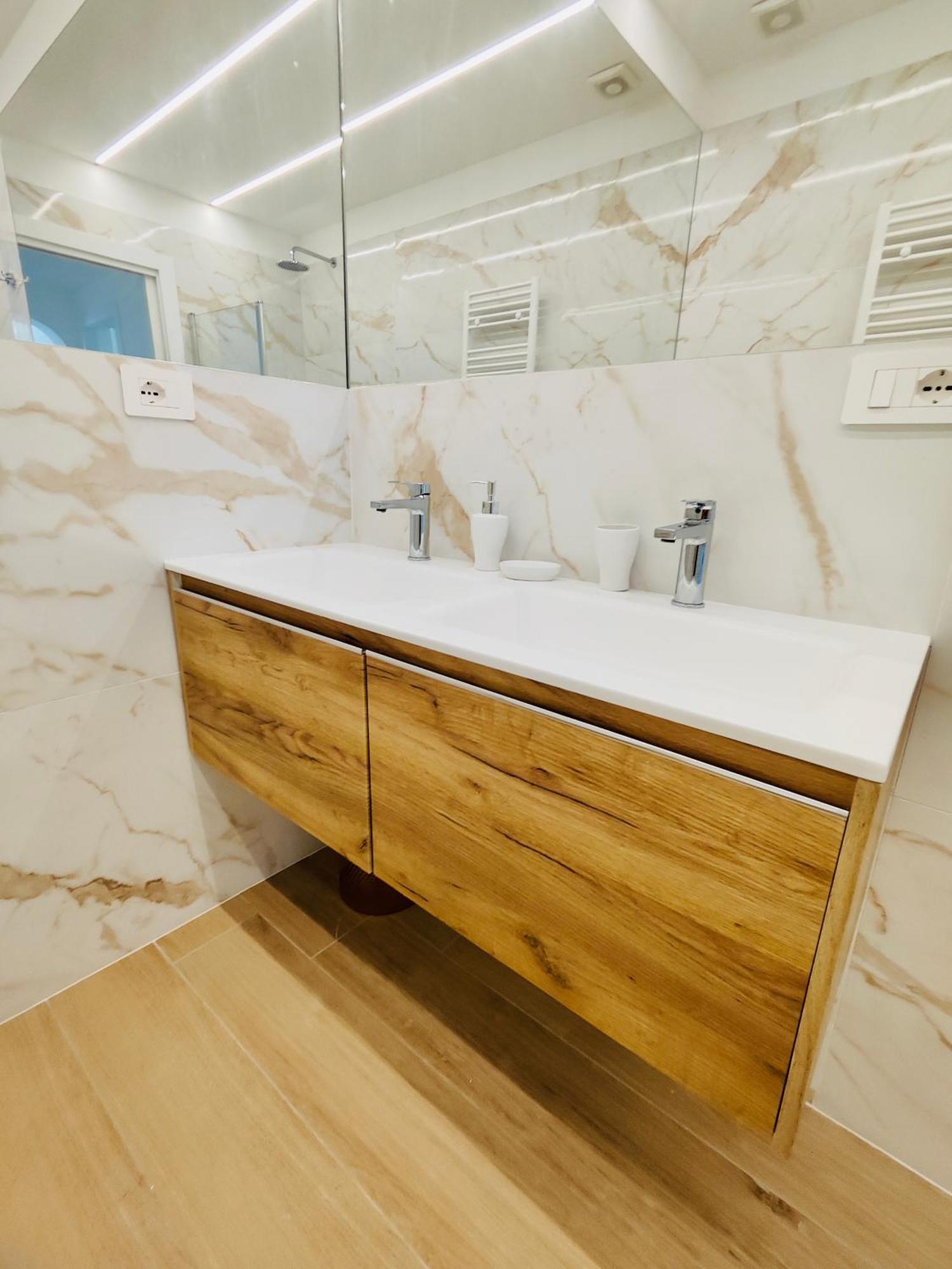 Attico Da Vinci Luxury Penthouse Apartment Olbia